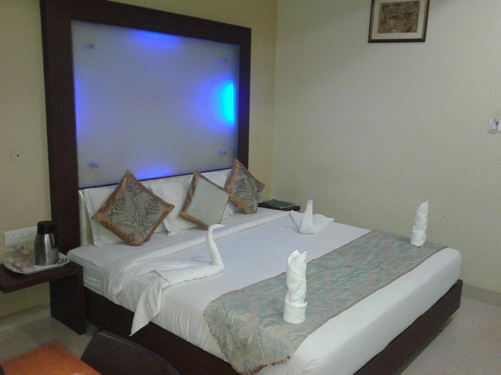 Hotel Simran Pride, Raipur Pokój zdjęcie