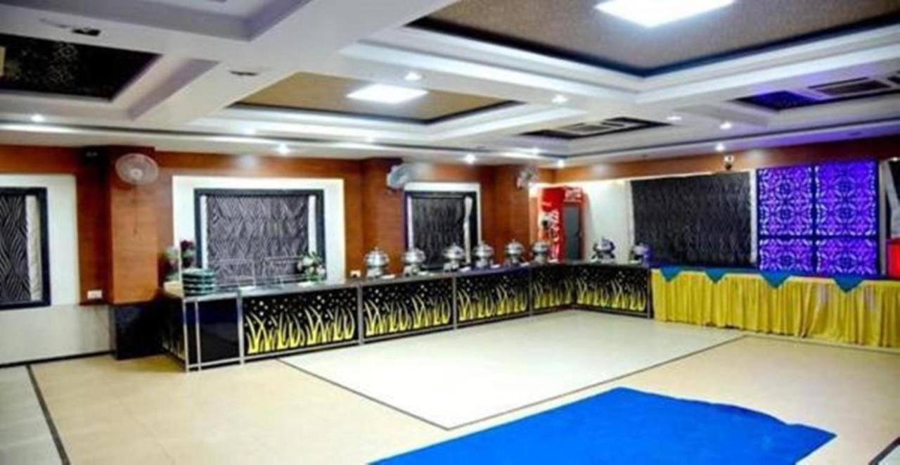 Hotel Simran Pride, Raipur Zewnętrze zdjęcie